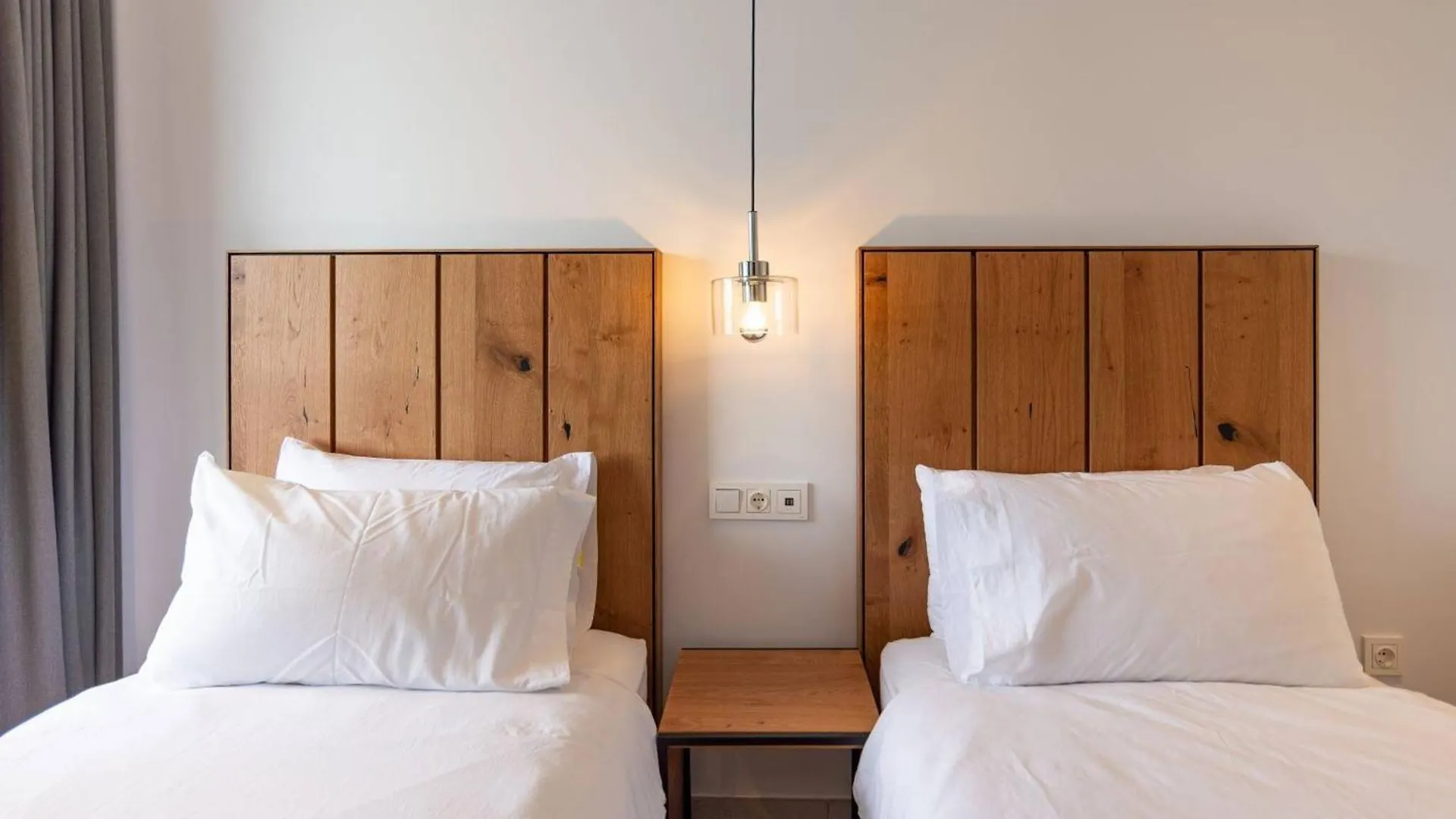 La Quinta 3 Bedroom Ultra Modern Apartment With Private Hot Tub Málaga Spanien