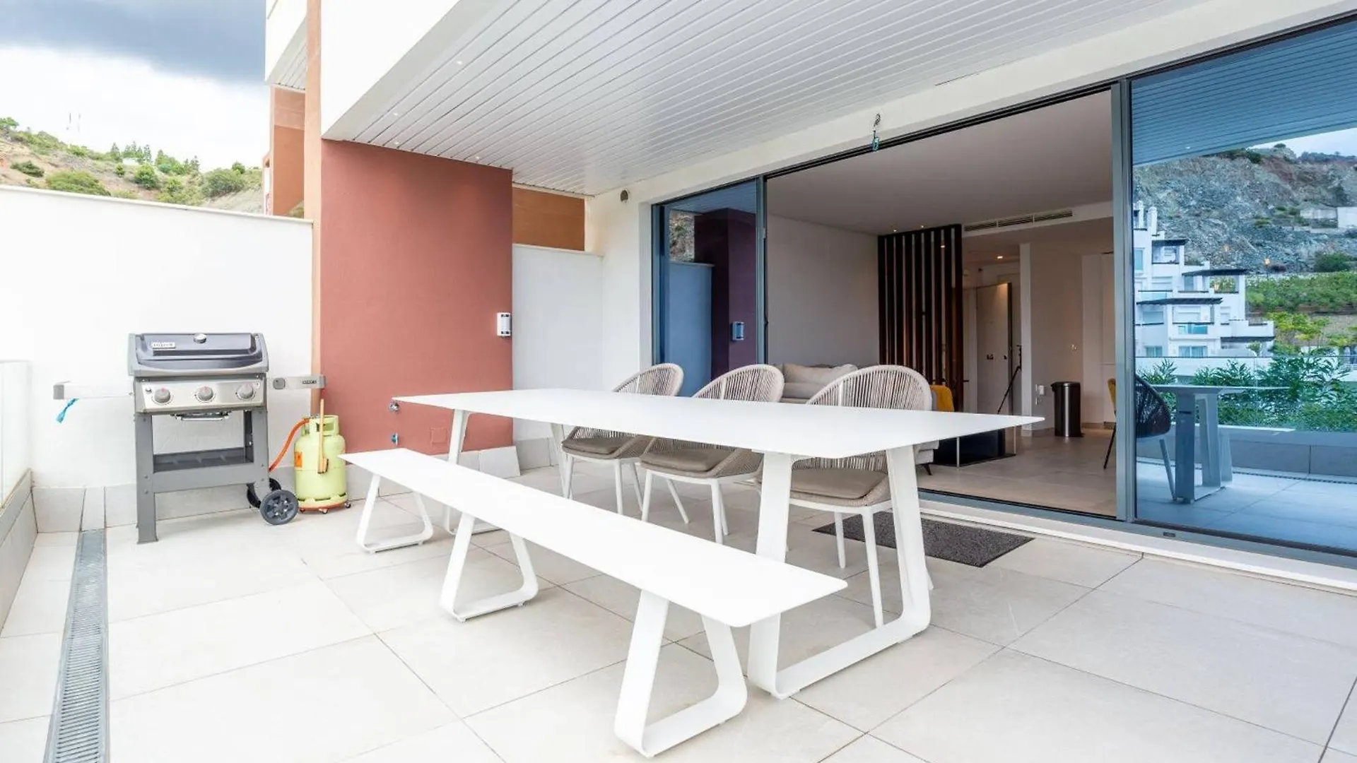 La Quinta 3 Bedroom Ultra Modern Apartment With Private Hot Tub Malaga Spain